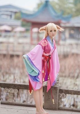 青青草综合_迅雷手机免费观看